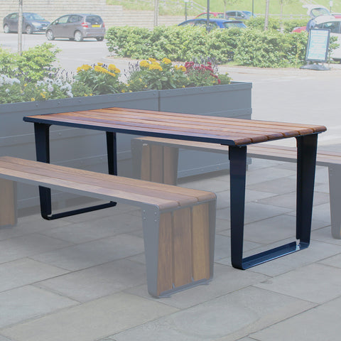 Arc Picnic Table