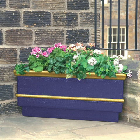 Victorian Style Triangle Planter