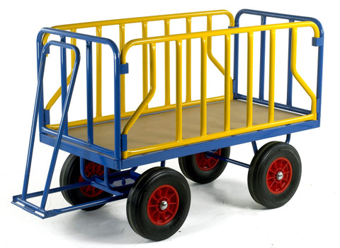 Turntable Trailer with Tubular Supports